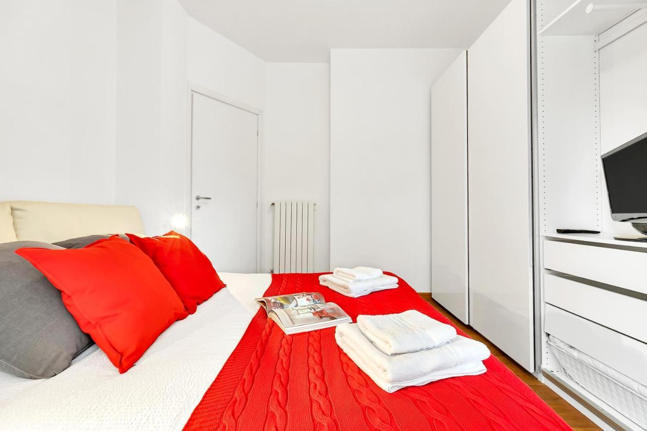 Appartamento Porta Venezia - Affitti Brevi Italia ミラノ エクステリア 写真